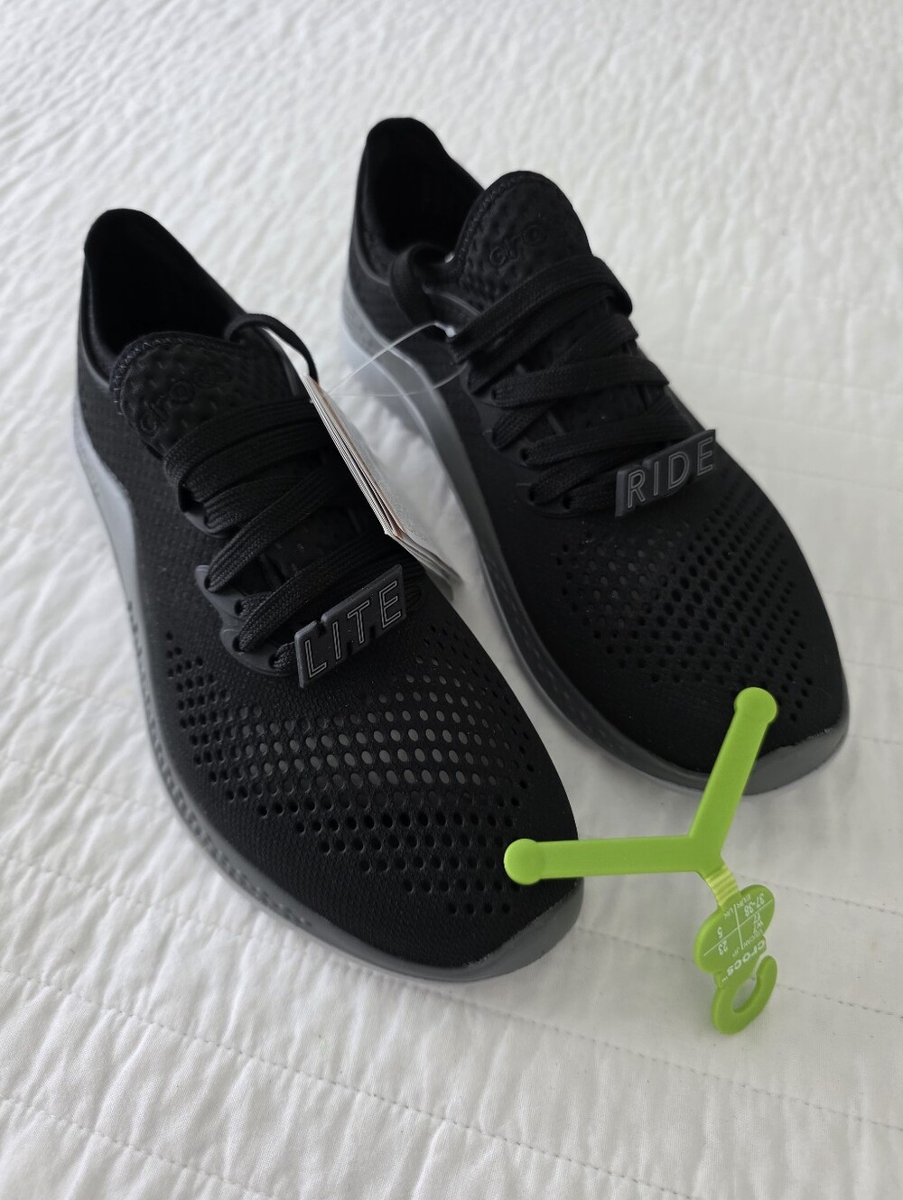 CROCS Literide 360 Pacer Womans 7 Black Lightweight Running Shoes - LITE RIDE